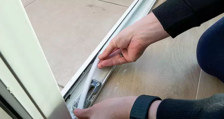 Garage Door Off Track Repair in San Jose, CA